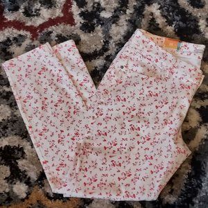 Old Navy Rockstar Jeans White with Red flowers Mid-Rise Skinny